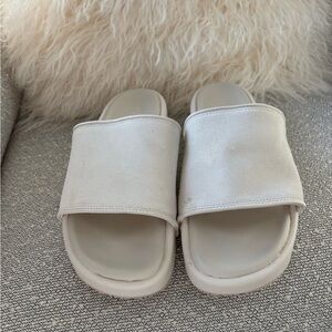Y-3 Yohji Yamamoto White Slide Sandals | Men’s Size 8